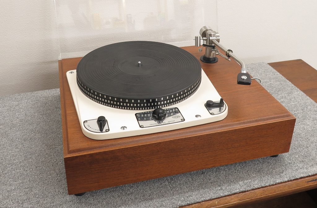 Pôvodný model Garrard 301, zdroj: https://afroaudio.jp/products/detail.php?product_id=16114