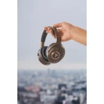 Focal Bathys MG v ruke